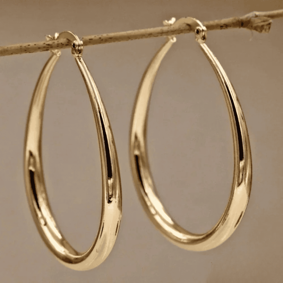 Elegante goldene Creolen