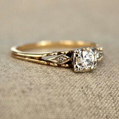 Feiner Vintage Goldring mit Zirkonia