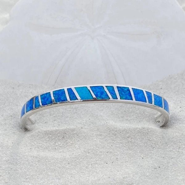 Blaues und silbernes Opal-Armband