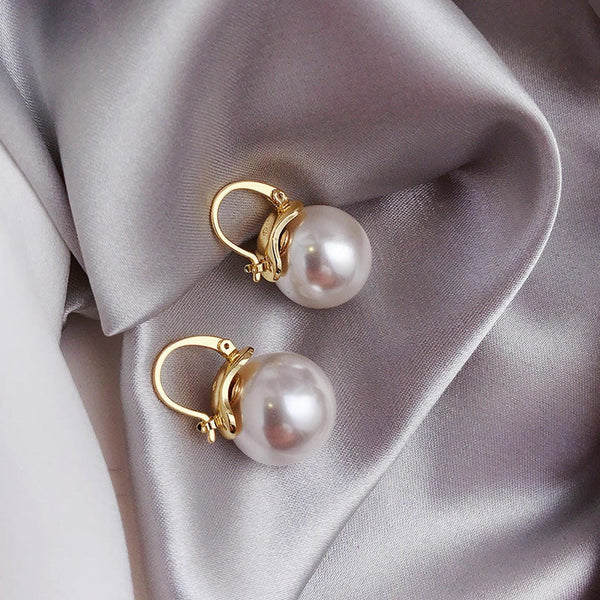 Dicke Perlen-Ohrringe in Gold